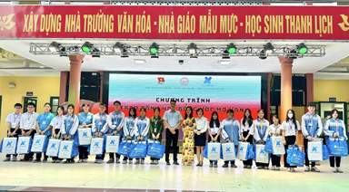 HAL VIỆT NAM THỰC HIỆN CHUỖI HOẠT ĐỘNG CỘNG ĐỒNG TẠI 3 TRƯỜNG HỌC TRÊN ĐỊA BÀN HUYỆN ĐỘNG ANH